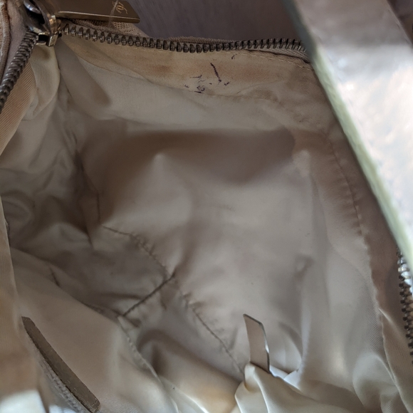 Chanel: CC Travel Line Nylon y2k Shoulder Bag - Picture 13 of 15